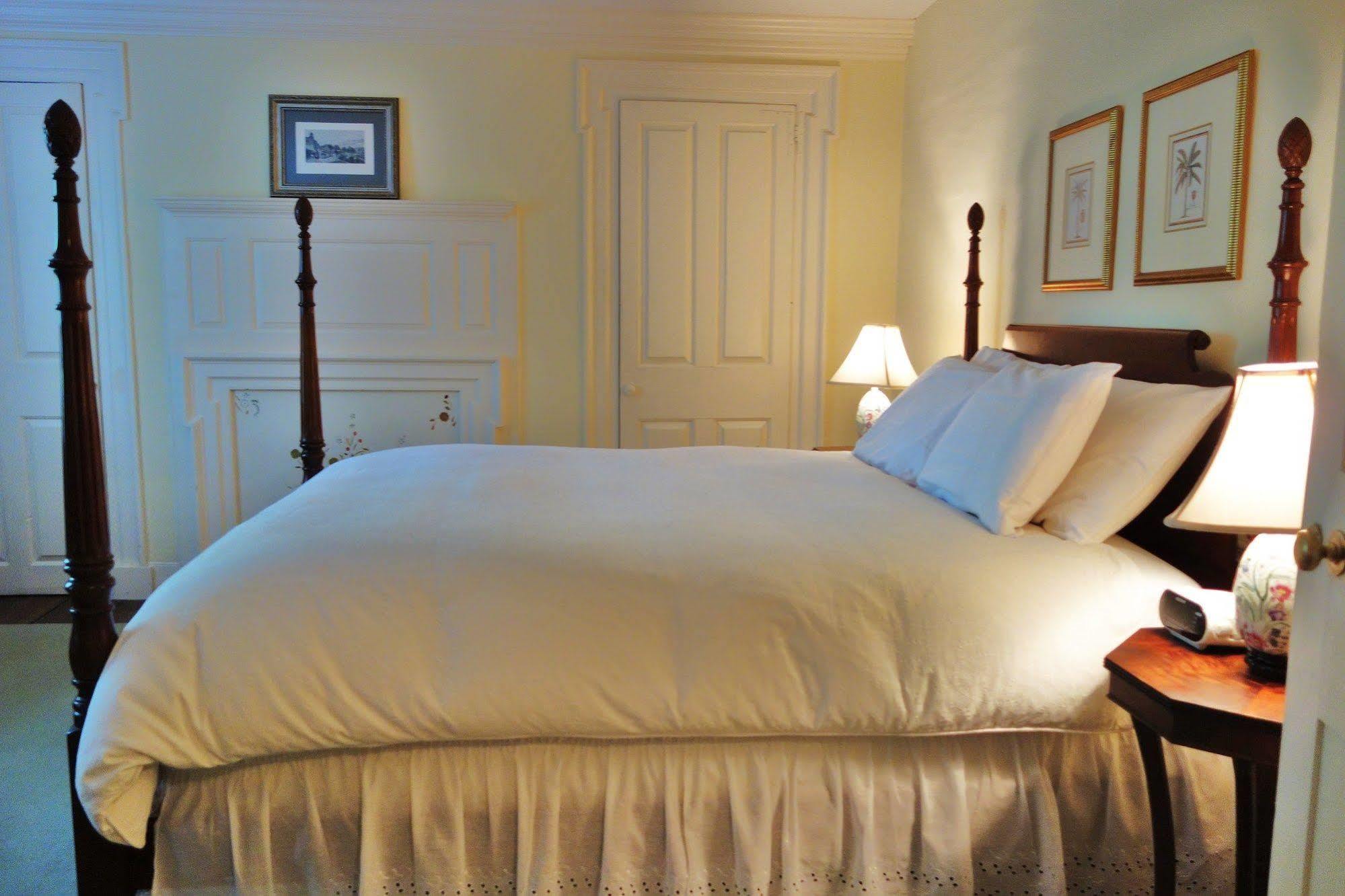 Inn at Glencairn Princeton Bagian luar foto