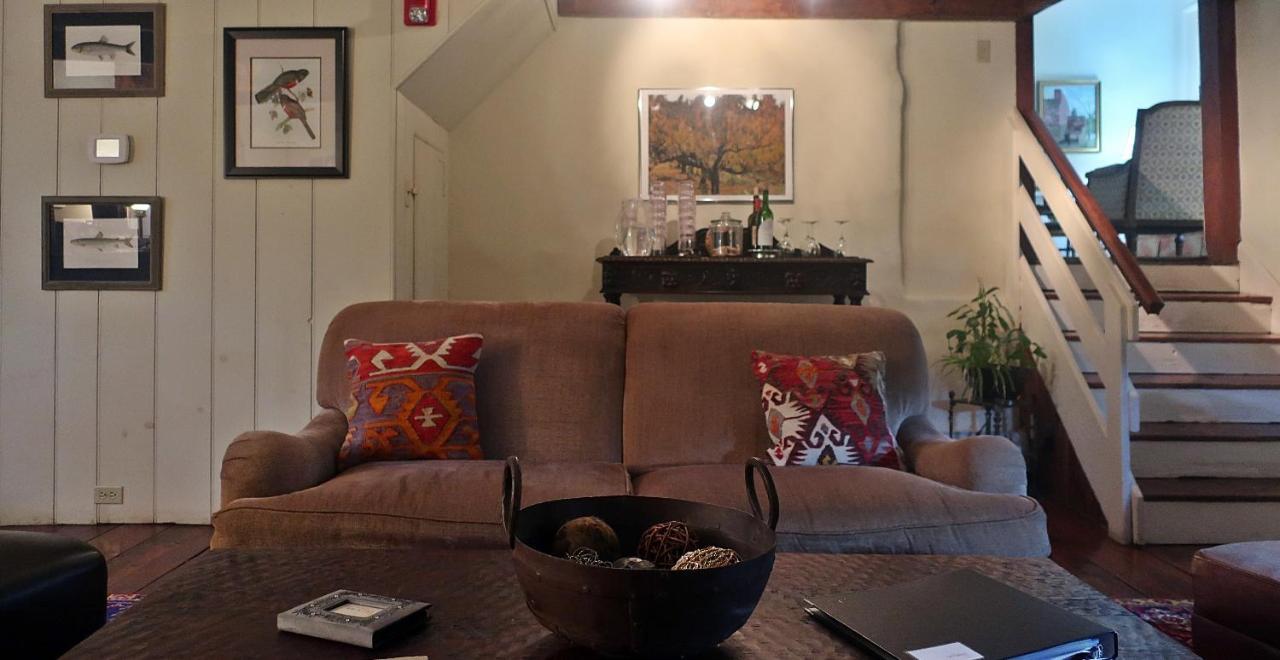 Inn at Glencairn Princeton Bagian luar foto