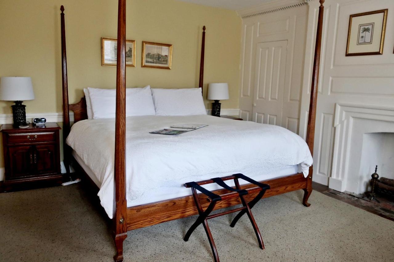 Inn at Glencairn Princeton Bagian luar foto