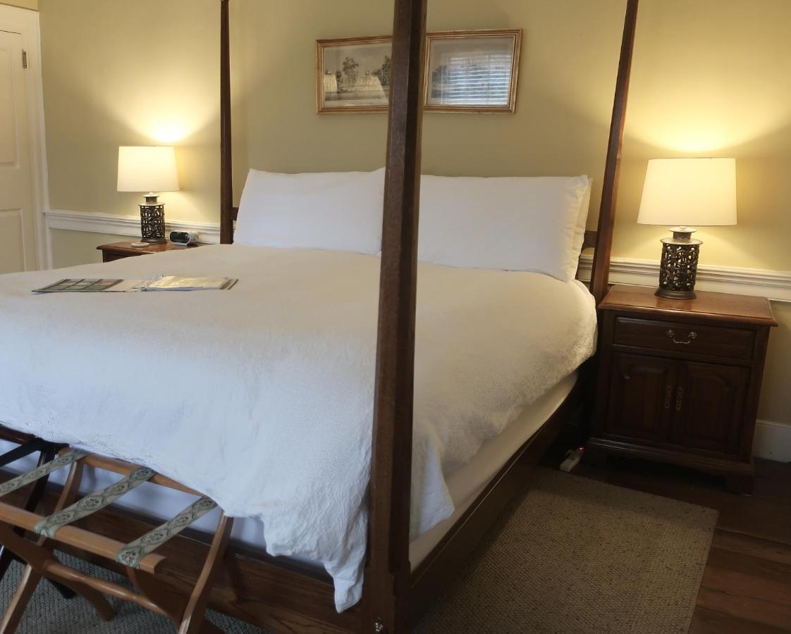 Inn at Glencairn Princeton Bagian luar foto