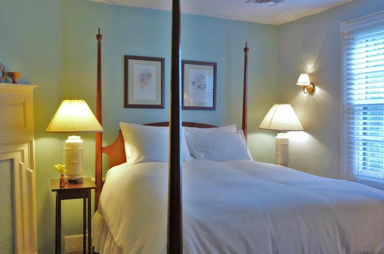 Inn at Glencairn Princeton Bagian luar foto